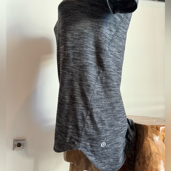 Lululemon Dark Heather Grey Meant to Move Athletic short Sleeve Top T-Shirt SM - Picture 6 of 8